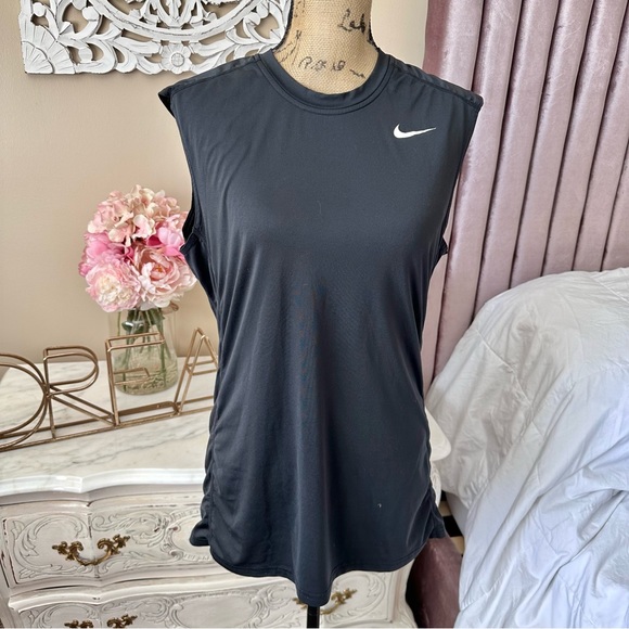 Nike Men’s Sleeveless Pro Dri-FIT Tank - Picture 1 of 6